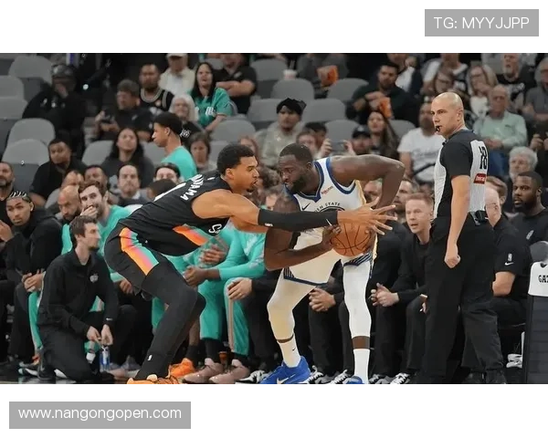 NBA季后赛格局突变巨星爆发黑马崛起联盟竞争进入白热化阶段